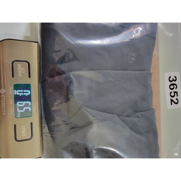 Lululemon Men's Black Shorts - Medium - Picture 6 of 6